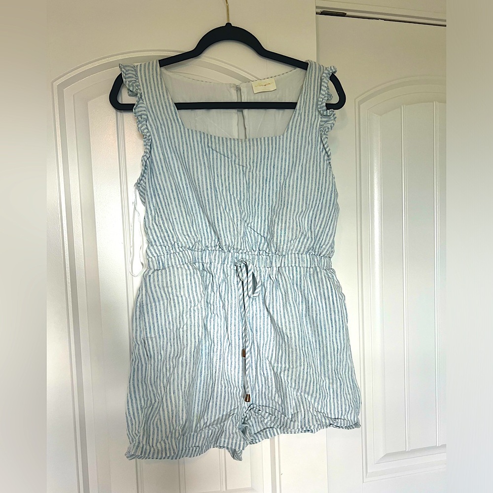 Allie Rose Tie Romper Size L blue and white